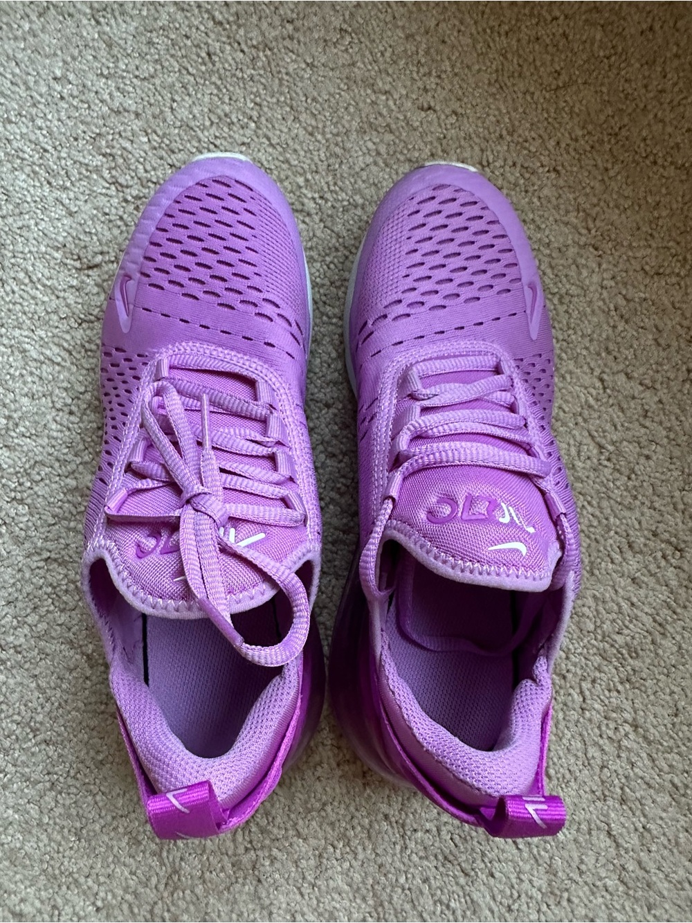 Nike Women's Air Max 270 — Lavender/Purple with White Swoosh - Picture 7 of 10